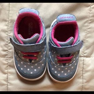 Surprize by Stride Rite size 4 toddler girls shoe